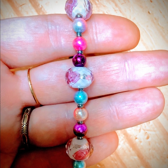 Handmade beaded bracelets - Picture 3 of 4